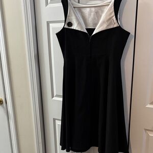 Betty Page black white pin up style dress with contrast collar which sits on you